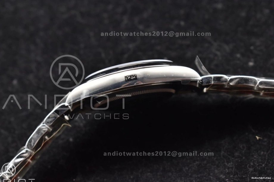 Oyster Best Steel Unisex 1:1 Perpetual 124300 938 Red Dial Clean 41mm 904L Edition VR 0101